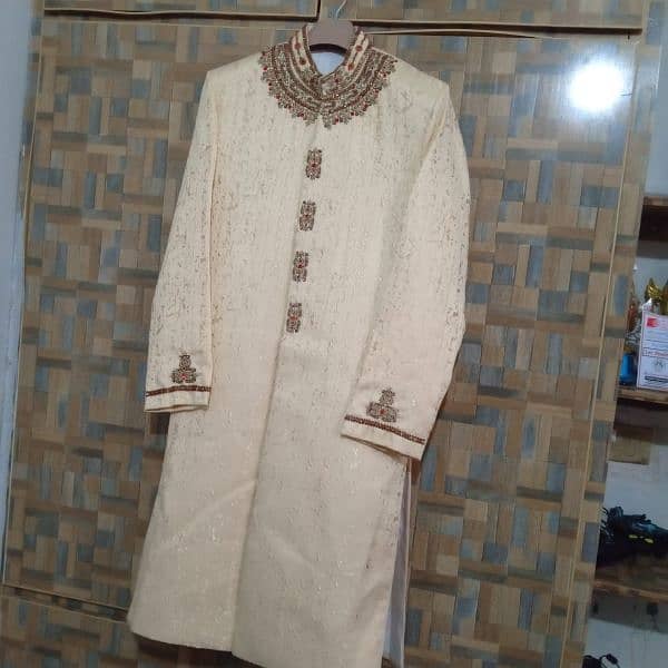 groom sherwani looks like new with qulla 8