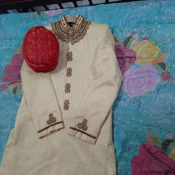 groom sherwani looks like new with qulla 9