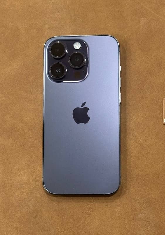 iphone 14 pro 256gb with box 0