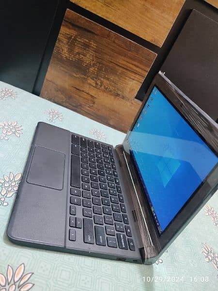 Dell Chromebook 11 with touch screen 1