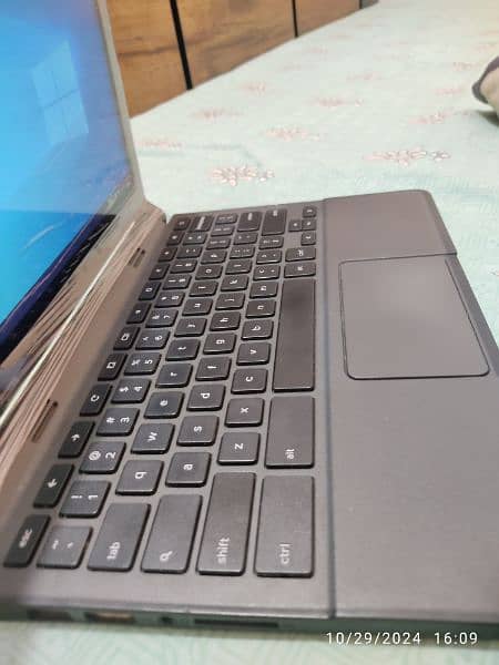 Dell Chromebook 11 with touch screen 2