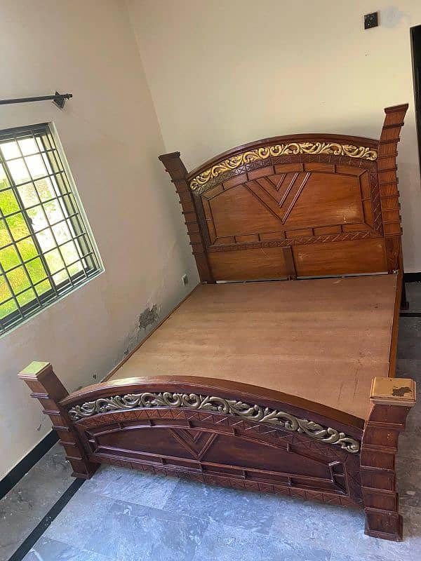 King size bed with two side tables - 03415282006 3