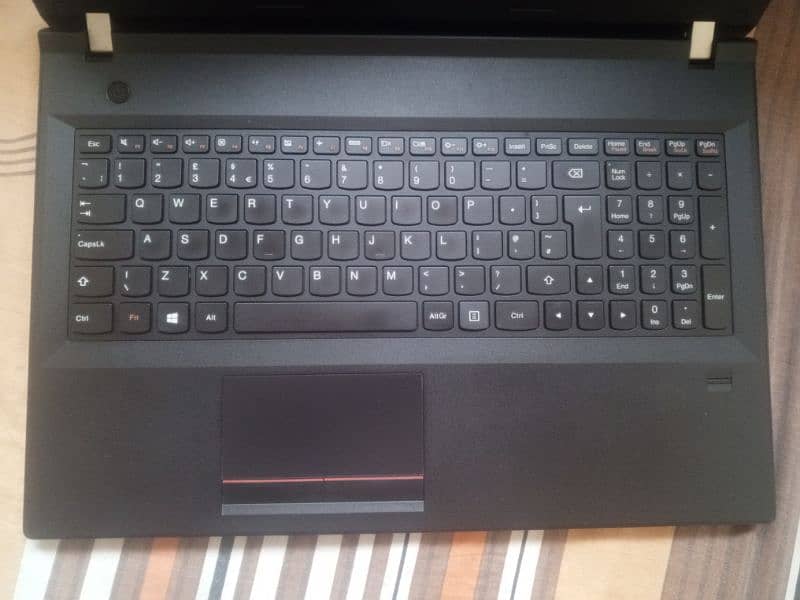 Lenovo e50 CORE I5 5TH Generation 1