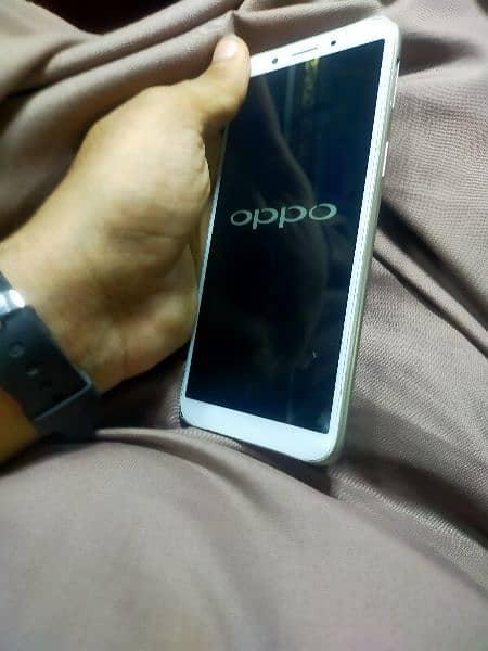 oppo A83 3GB RAM 32GB ROM 3