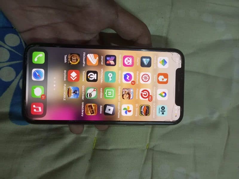 Iphone 11 pro Factory unlocked 2