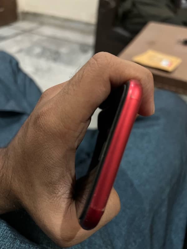 iPhone 11 Red product 128 4