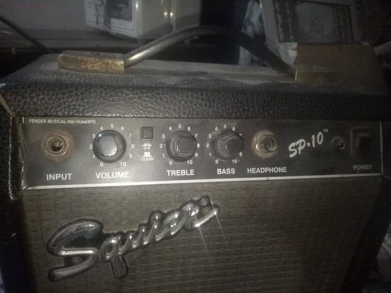 Squier SP-10 giutar Amplifier 1