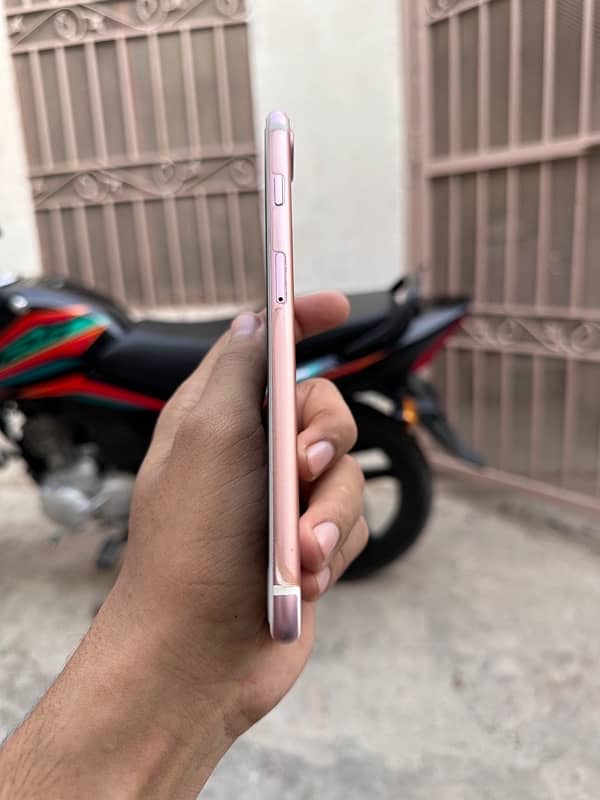 IPhone 7 Plus 8