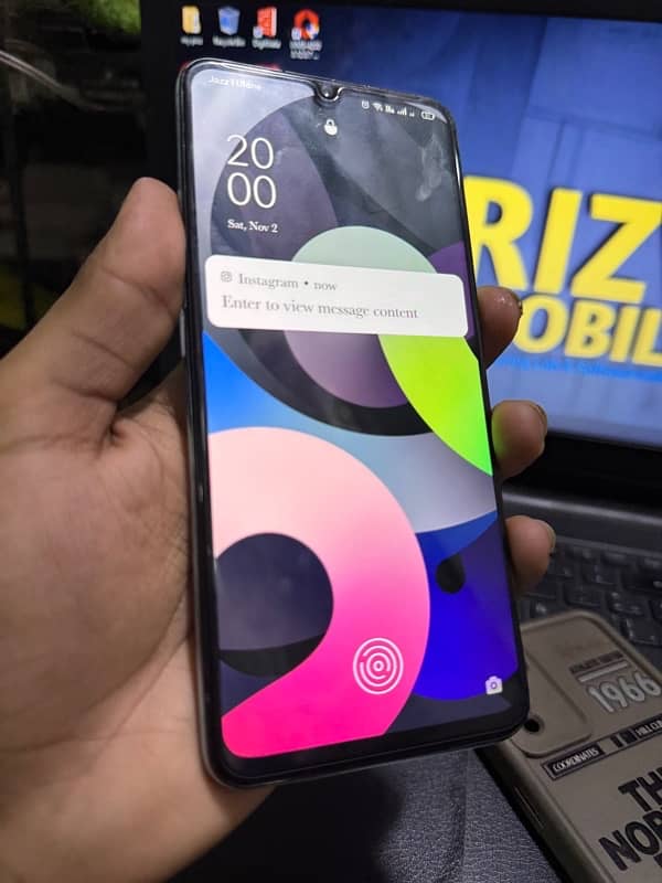 Oppo f15 8/128gb 5