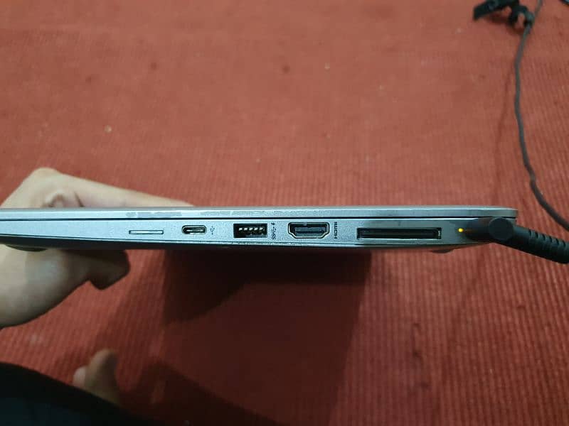 HP Elitebook 520 (8/10) 3