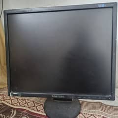 Dell & Samsung Computer LCD 19 Inches & 17 Inches