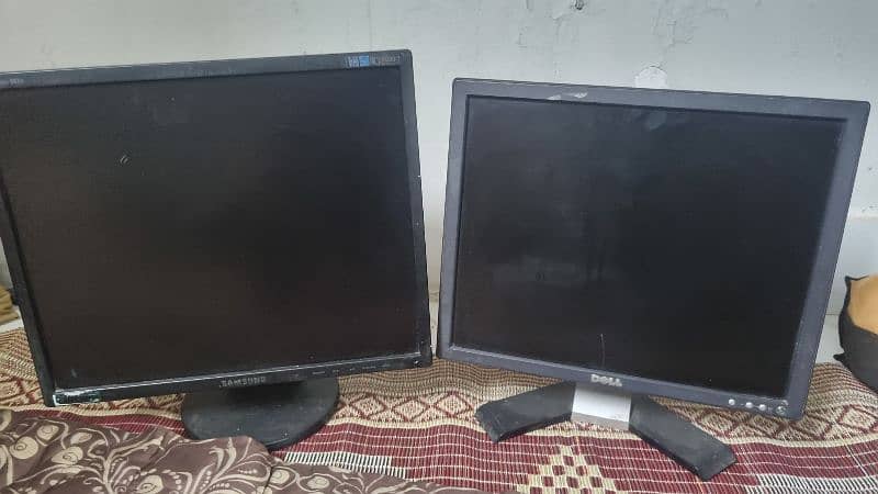 Dell & Samsung Computer LCD 19 Inches & 17 Inches 6