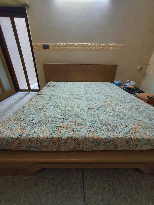 Japanese/low bed double bed with mattress 1