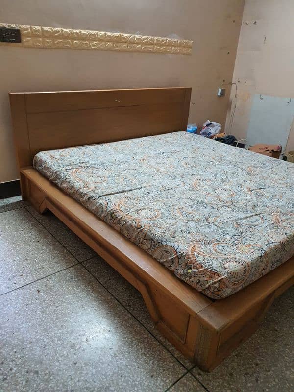 Japanese/low bed double bed with mattress 3