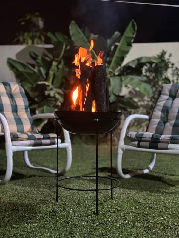 Outdoor Wood Burning Fire Pit 0