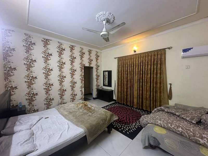 DC colony used house for sale 1 kanal 11