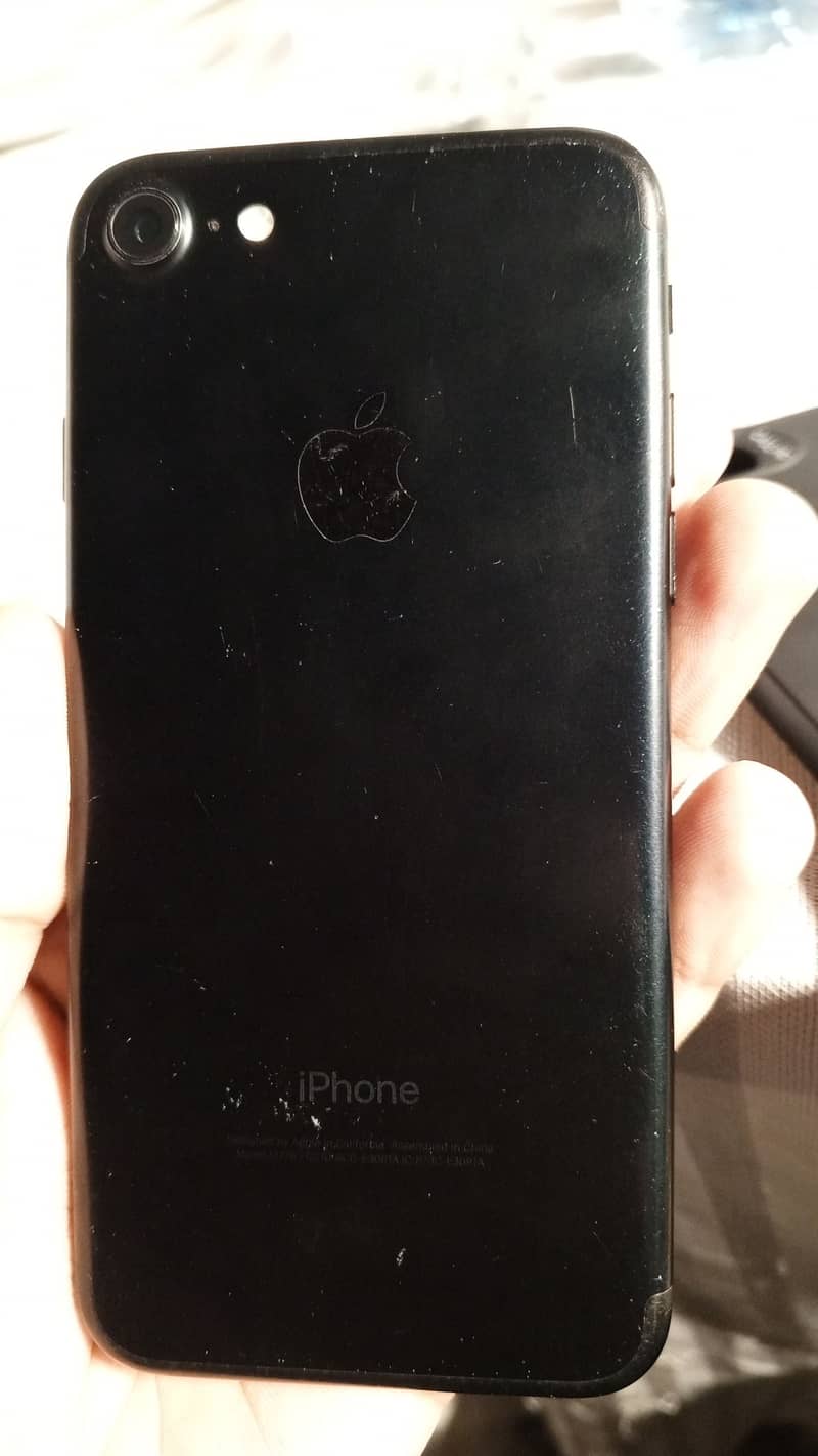 i phone 7 128 gb non pta bypass ha lush condition black color 2