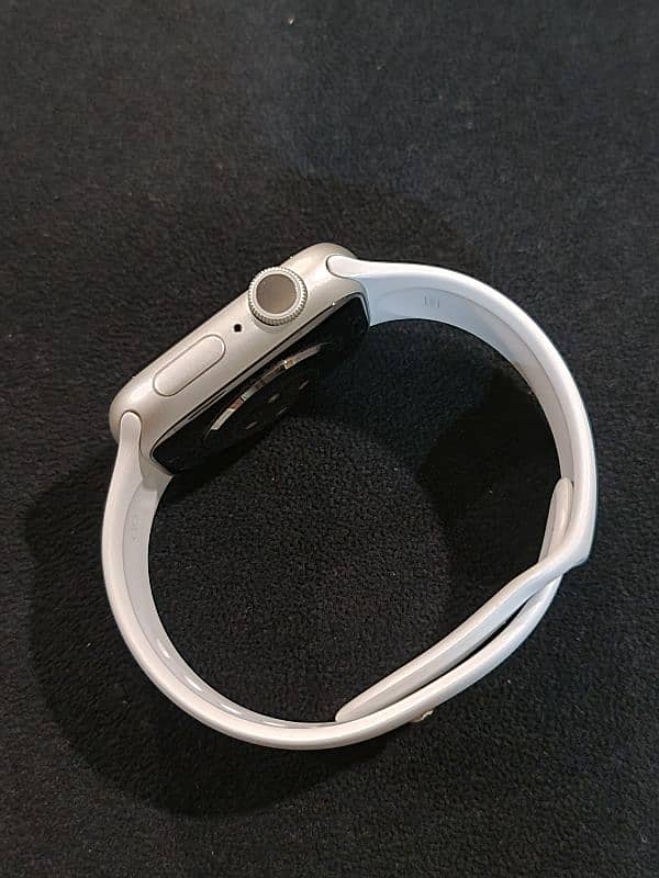 Apple Watch Series 8 4