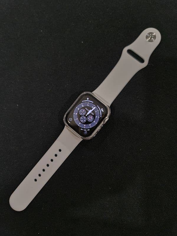 Apple Watch Series 8 5