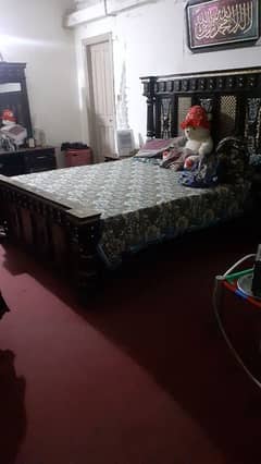 chnioti bed