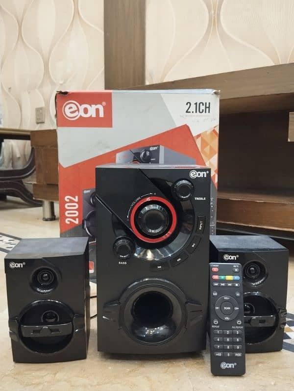 eon 2002 speakers + powerfull basser system 0