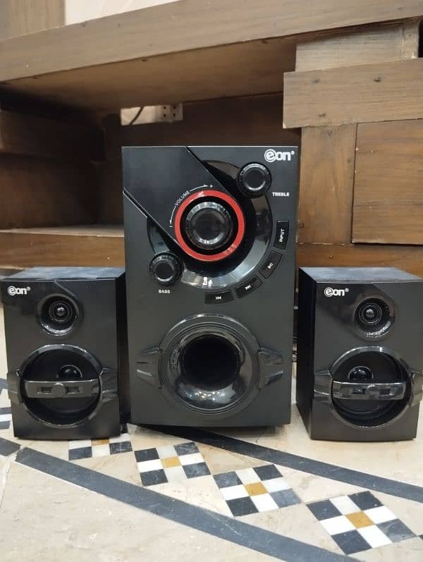 eon 2002 speakers + powerfull basser system 2