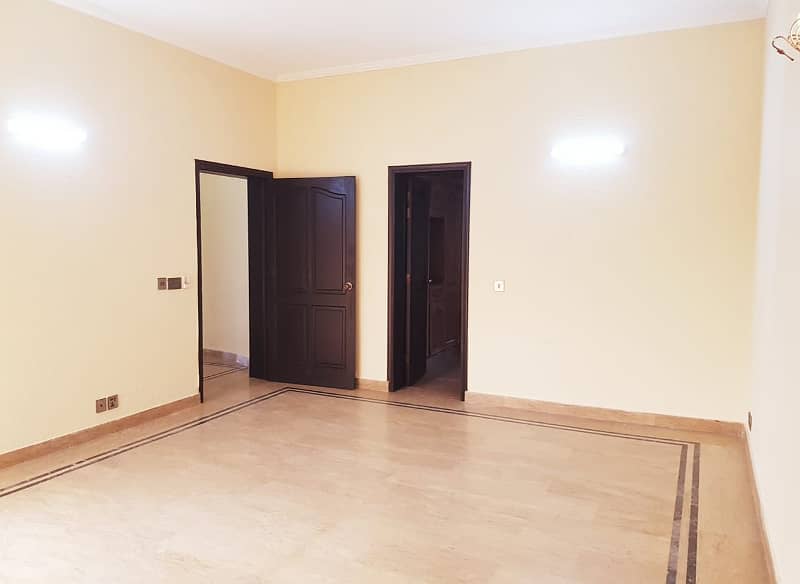 1 Kanal House for Rent in DHA Lahore Phase 4 Near Ring Road 5