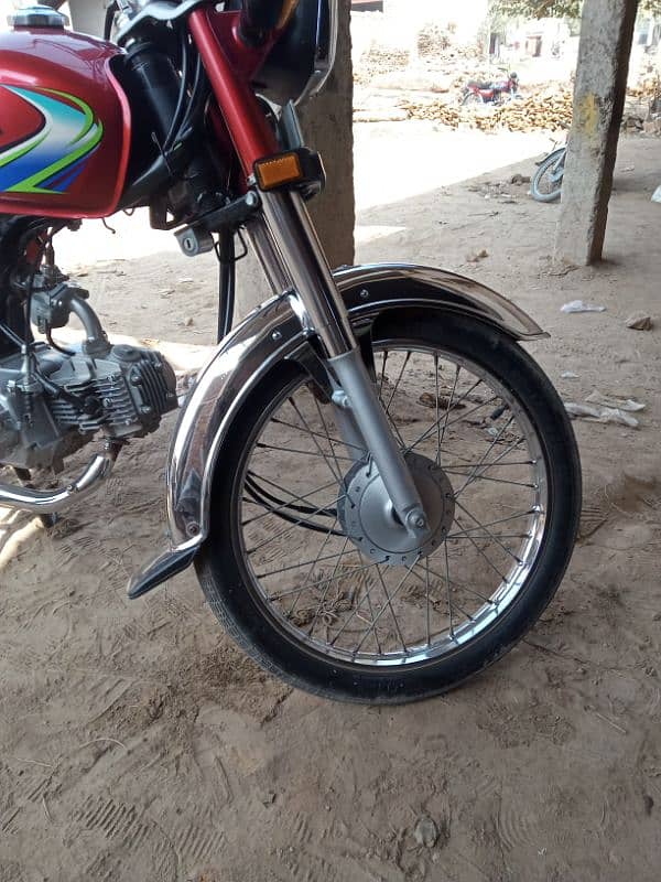 Honda CD70 For Sale ((Full New Condition)) 1