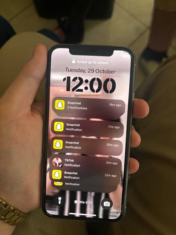 i phone 11 pro 0