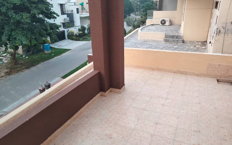 10 Marla House with Basement Available For sale In DHA Phase 8 Lahore 4