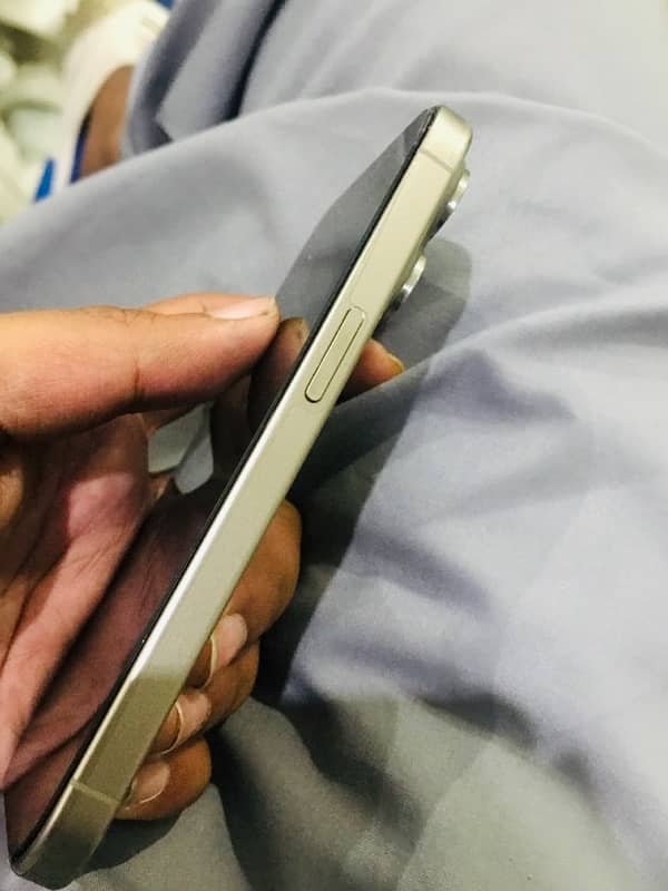 Iphone 15pro PTA 3