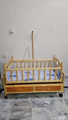 Junior baby cot and swing