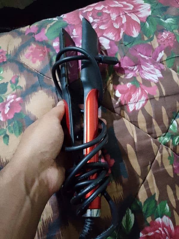 kemei hair straightener 1