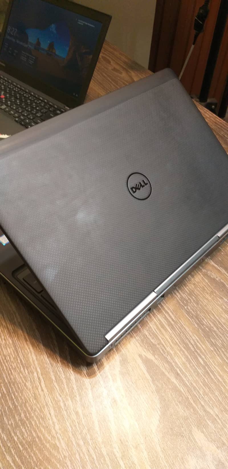 Dell Precision 7520 Core i7 7th Gen 4