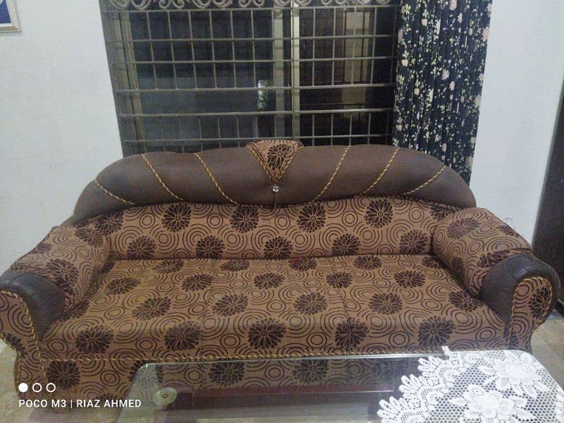 2 seater plus 3 seater sofa 0