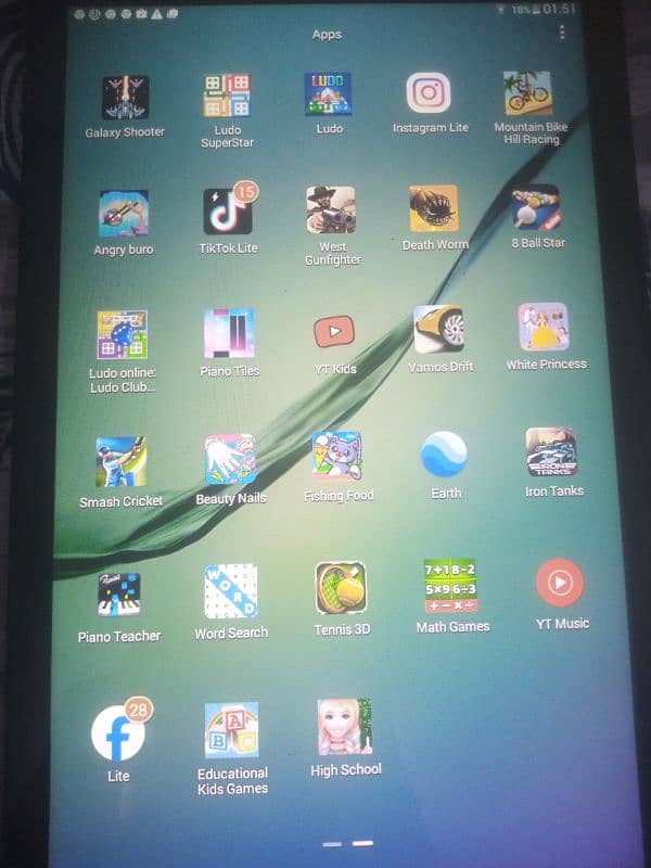 Smasung Galaxy E tablet. 9.6. Big screen home u. se tablet New cond 2