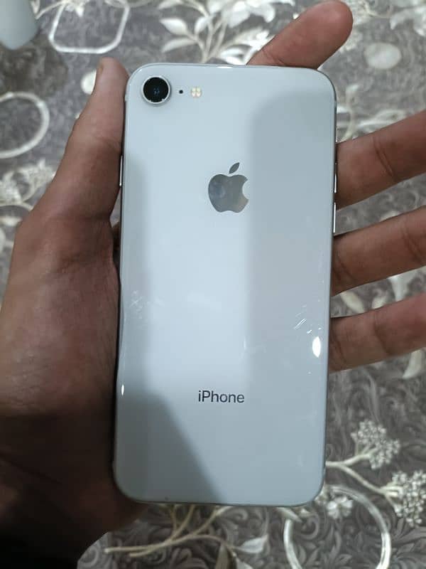 IPhone 8 64GB 0