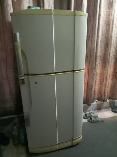 used fridge sale urgent 5