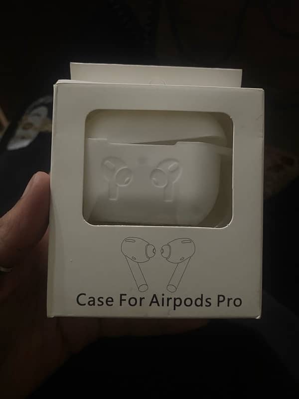 Airpods pro 4