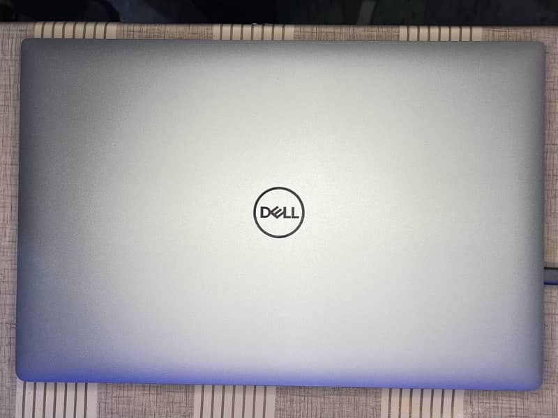 Dell Precision 5530 0