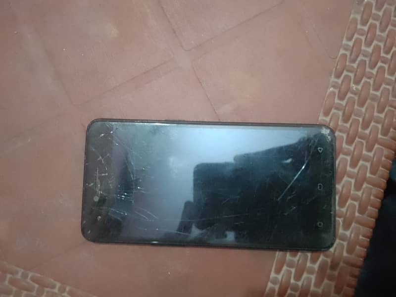 Oppo A37 Mobile for Sale - Fully Functional, Only Glass Broken 0