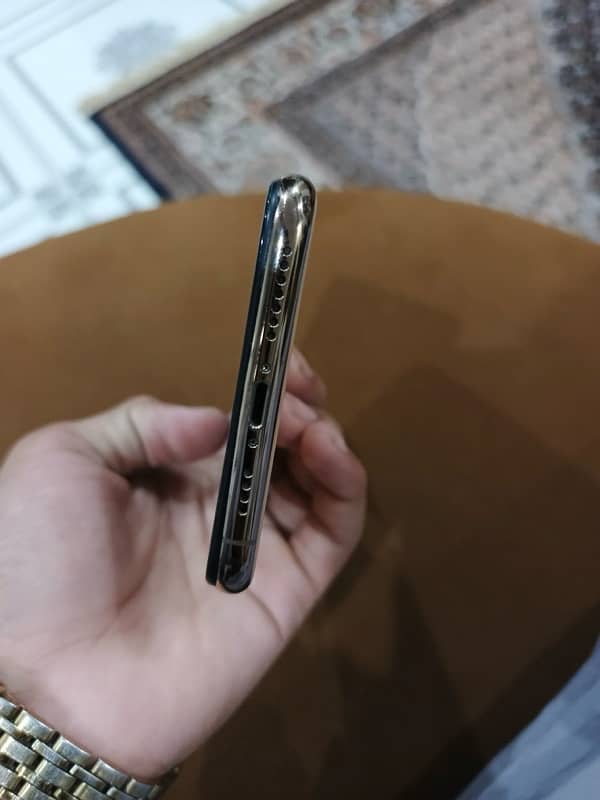 iphone xs max non pta F. U exchange possible 1