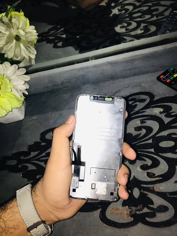 iPhone 11 original panel 3