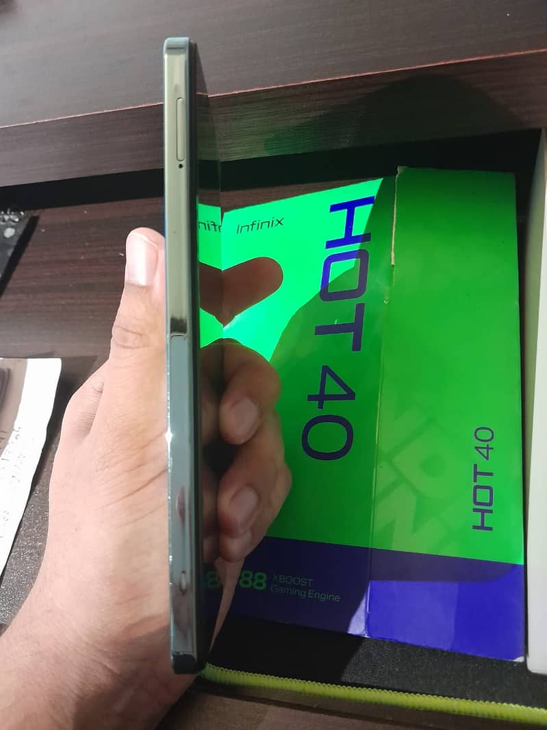 100 % SEALED INFINIX HOT 40 16GB/256GB 7