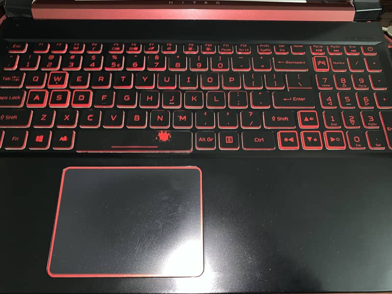 Acer Nitro 5 (2019) (with box) (i5-9th, 16/256, GTX 1650) 1