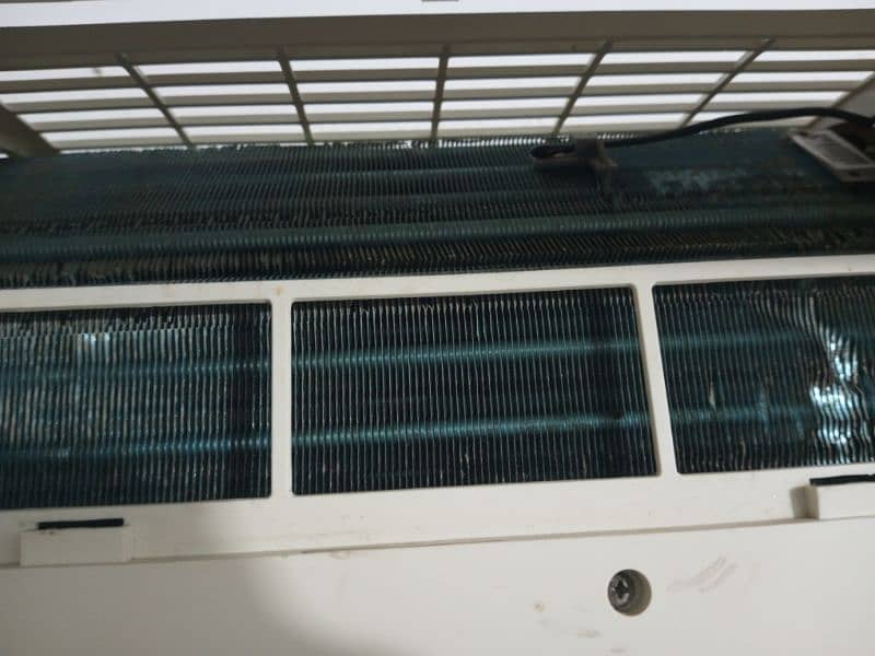 Dawlance 1 ton Split Air Conditioner 4