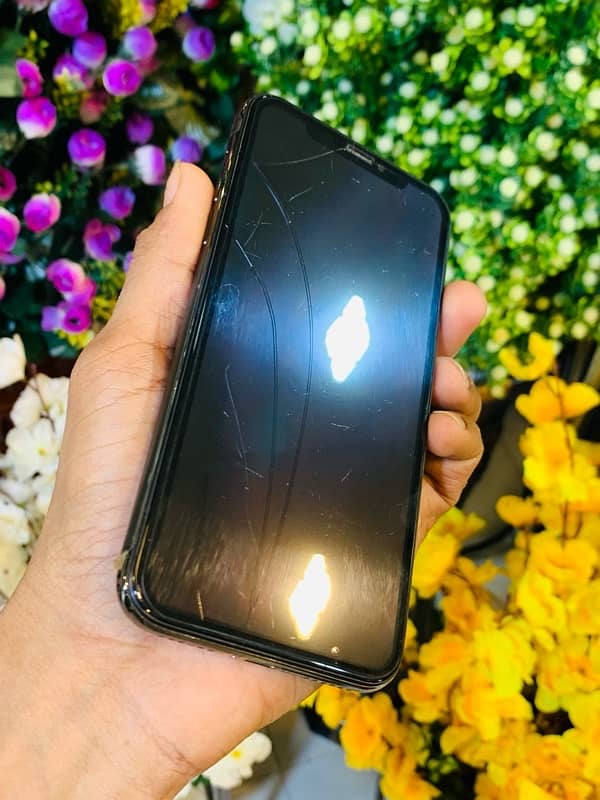 IPHONE X 256GB / PTA APP / black colour 1