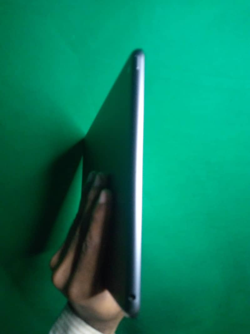 Ipad 9th Generation 64Gb 11