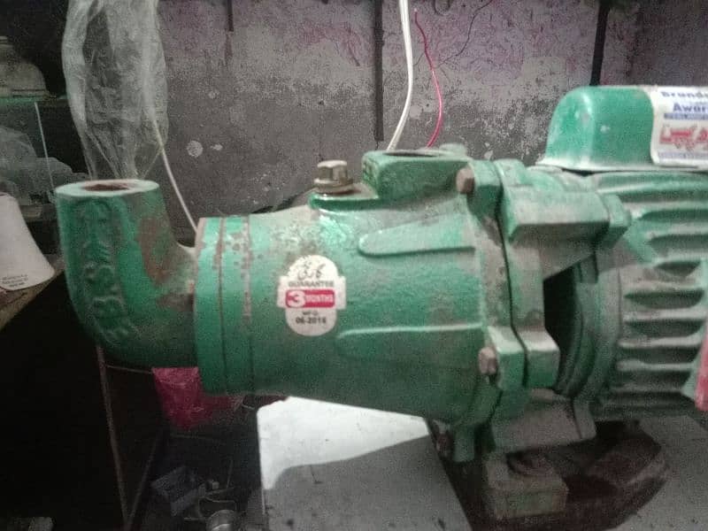 Shahzad pump 0.37 . 2016 model very less use. 2