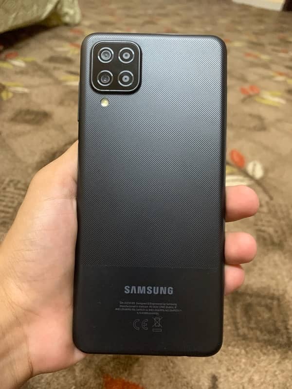 Samsung Galaxy A12 1